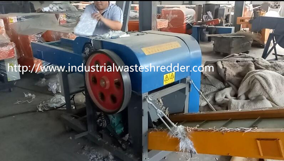 Καλή τιμή. 5.5KW βιομηχανικές τεμαχίζοντας μηχανές χαρτονιού απορρίματος για τη ζωική κλινοστρωμνή σε απευθείας σύνδεση