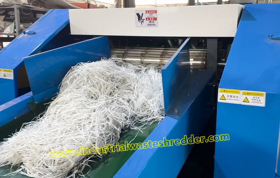 Πλαστικό μονόπλασμα PP Shredder, υψηλής απόδοσης απορριμμάτων νήματα Pre-Shredder, εξοικονόμηση ενέργειας, Shredder για PP Raffia, PP σχοινιά Shredding Machine με Input & Out μεταγωγική, ανθεκτική στην φθορά λεπίδα